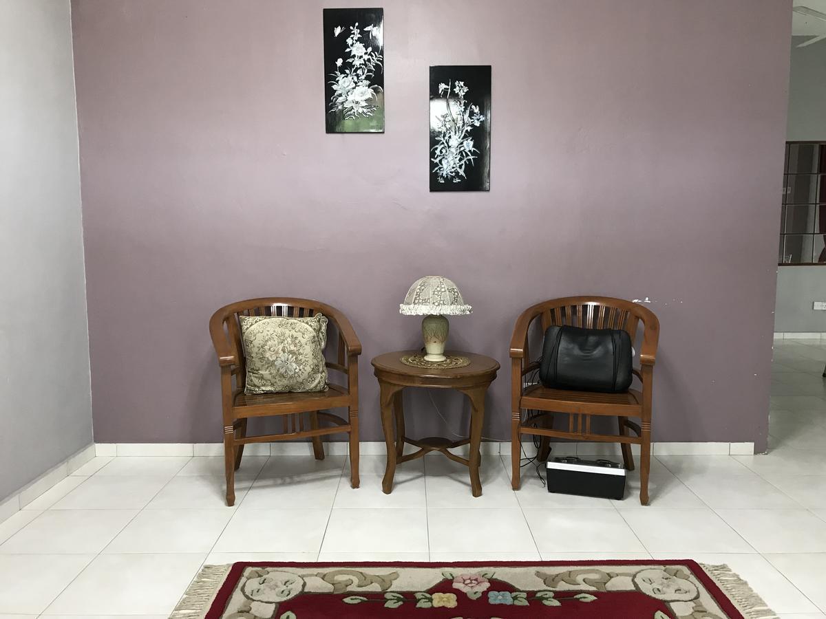Homestay Melaka Executive Exterior photo
